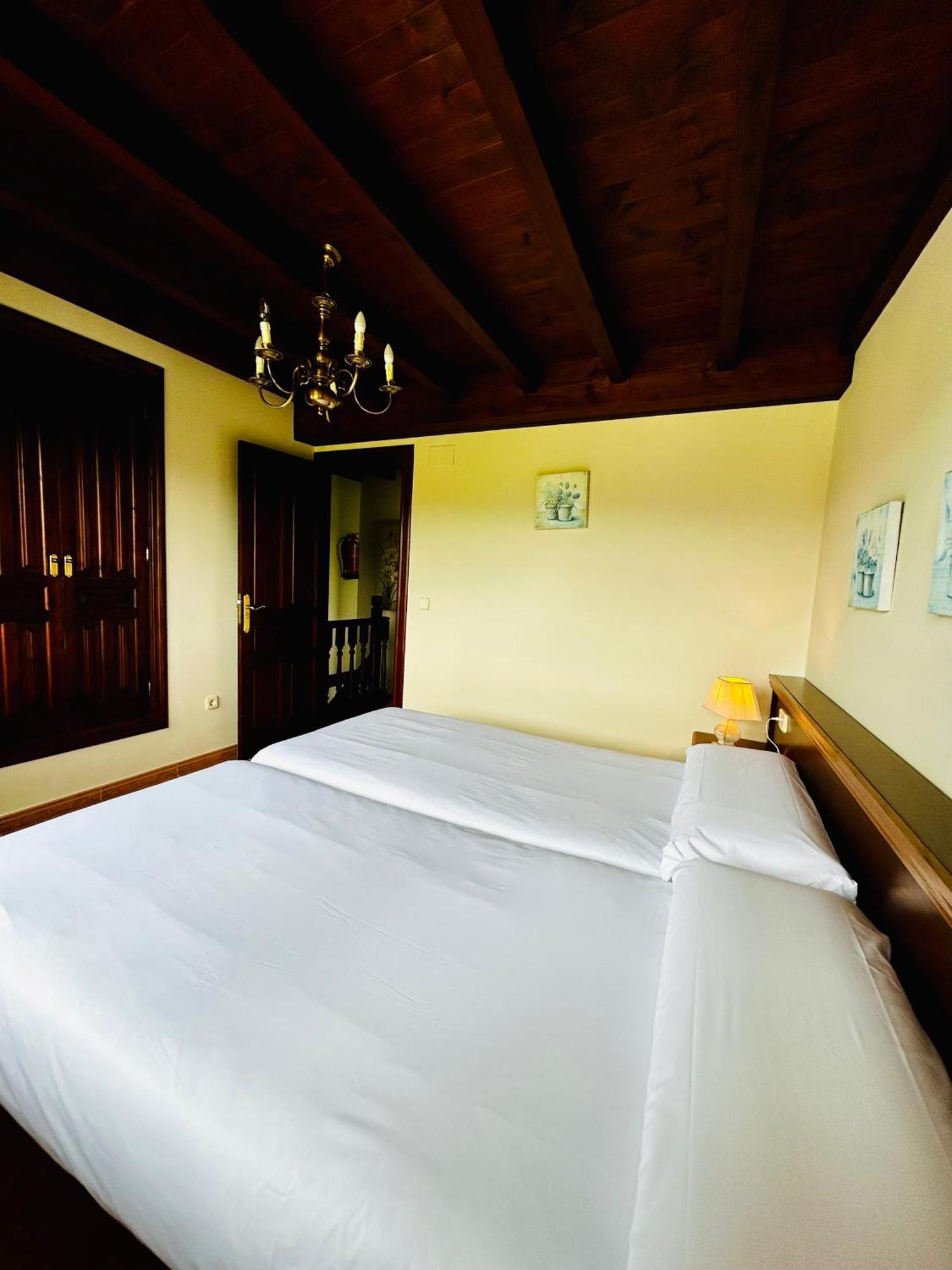 Casa La Maestra Apartment Arriondas