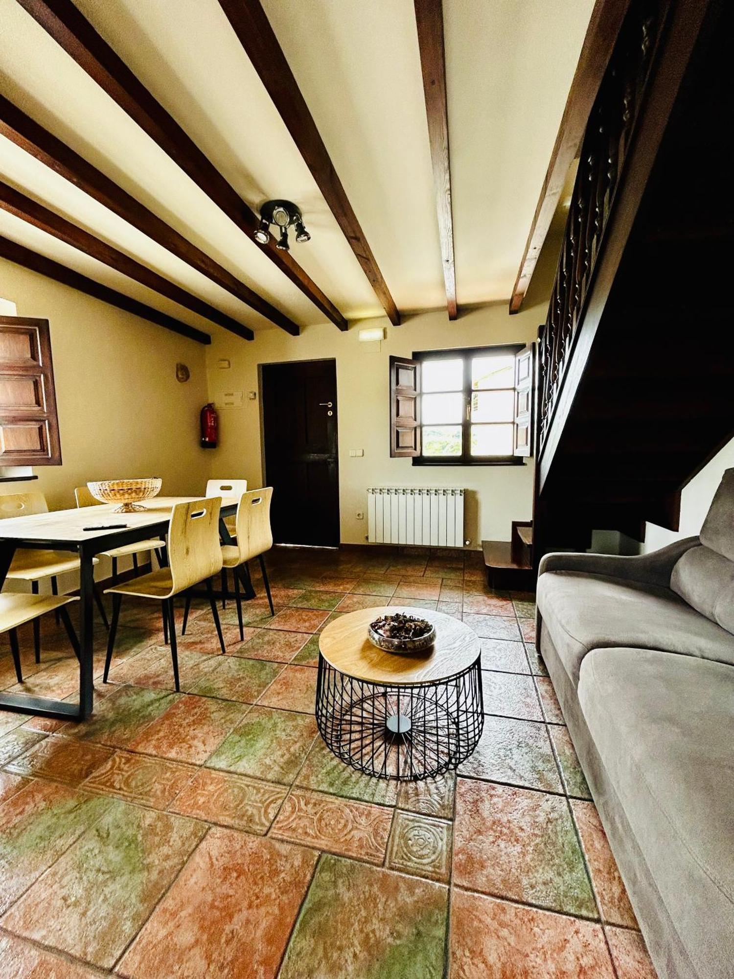 Casa La Maestra * Arriondas